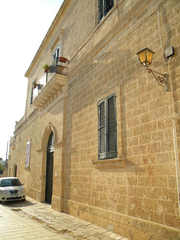 Palazzo Bitonti Bed and Breakfast Gagliano del Capo Exterior foto